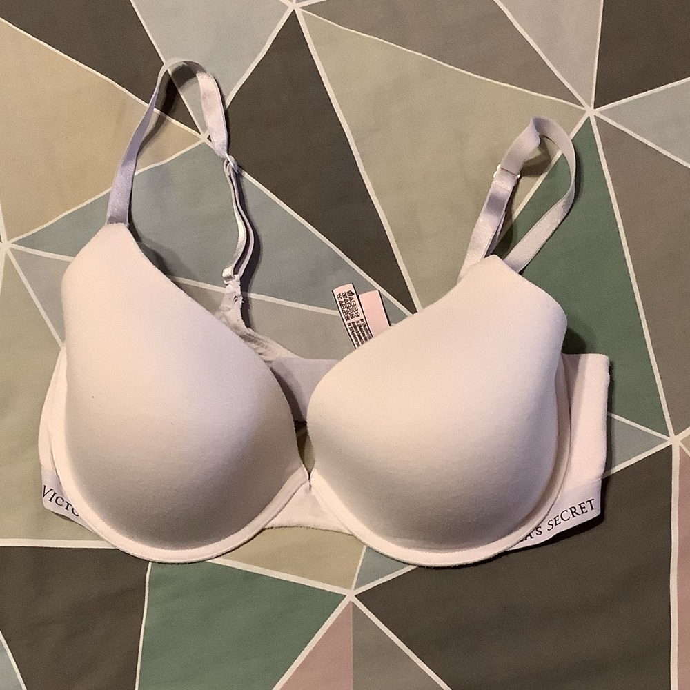 Victoria’s Secret 36D T-Shirt Lightly Lined Demi
